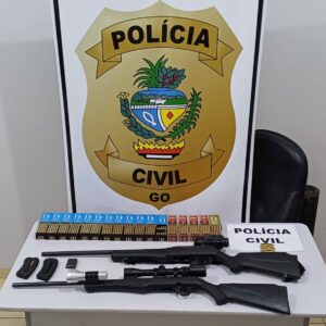 Armas de fogo e munições são apreendidas pela PC na casa de suspeito de maus-tratos a animais
