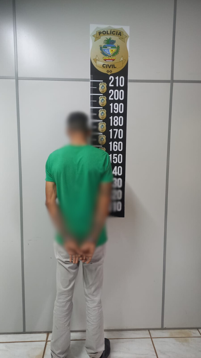 PCGO prende homem que traficava drogas dentro de condomínio predial, em Aparecida