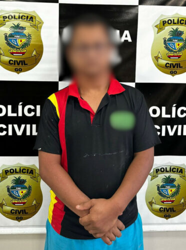 Líder religioso é preso por estupro de fiel