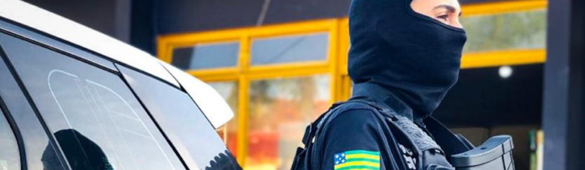 Homem é preso, em flagrante, por feminicídio em Estrela do Norte