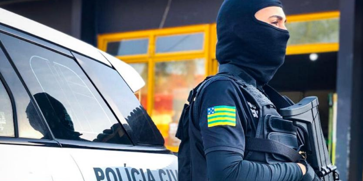 Estrangeiro é preso por tráfico de drogas, em Goiânia