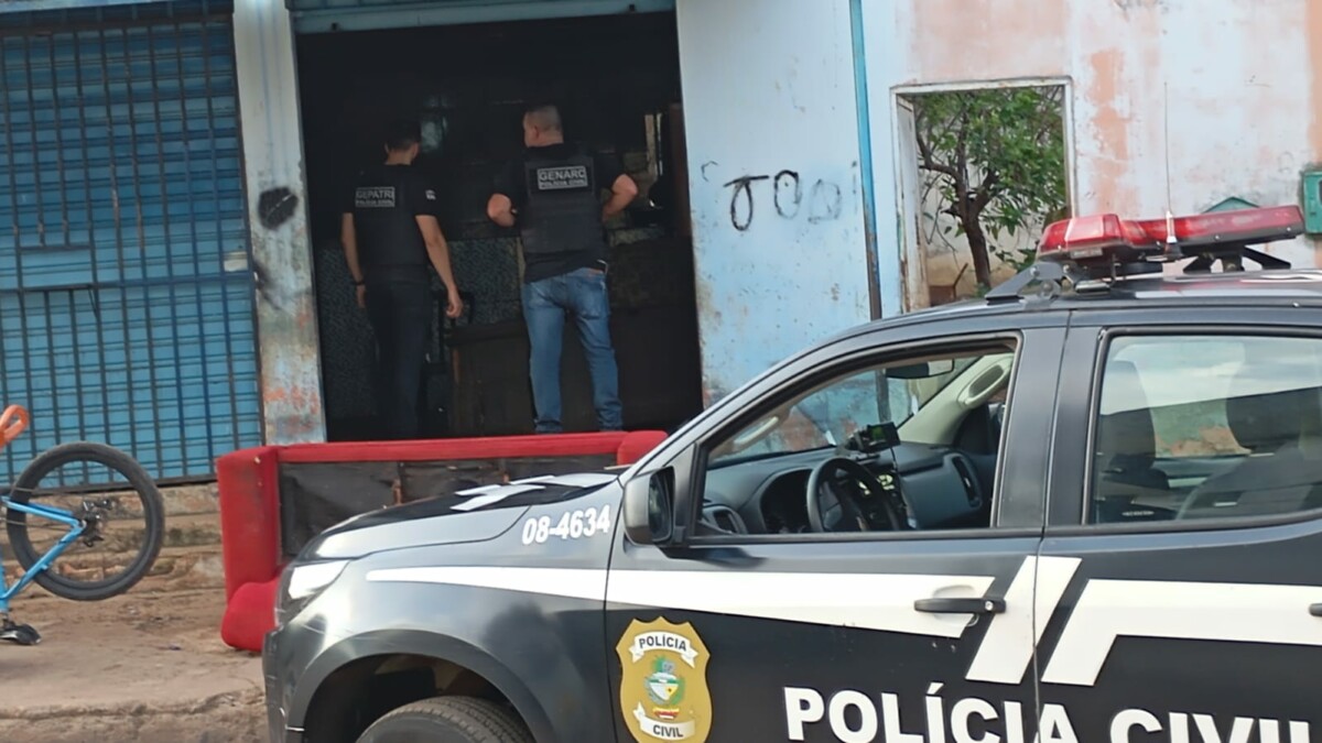 PCGO prende pai e filho por manterem ponto de tráfico e usarem menor de idade para entrega das drogas