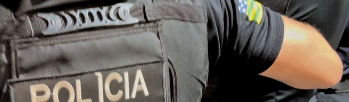 Homem é preso, em flagrante, por integrar orcrim e fazer ameaças a comerciante