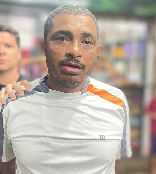 Homem é preso, em flagrante,  por roubo de moto