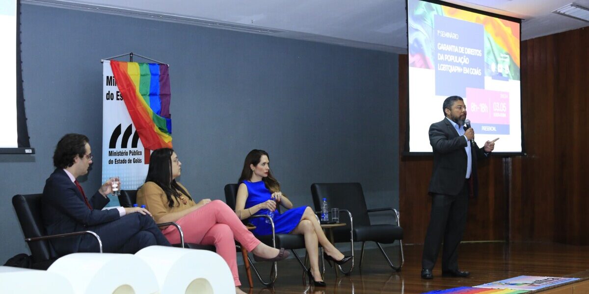 Titular da Deacri participa de 1º seminário do MPGO sobre direitos da população LGBTQIAPN+