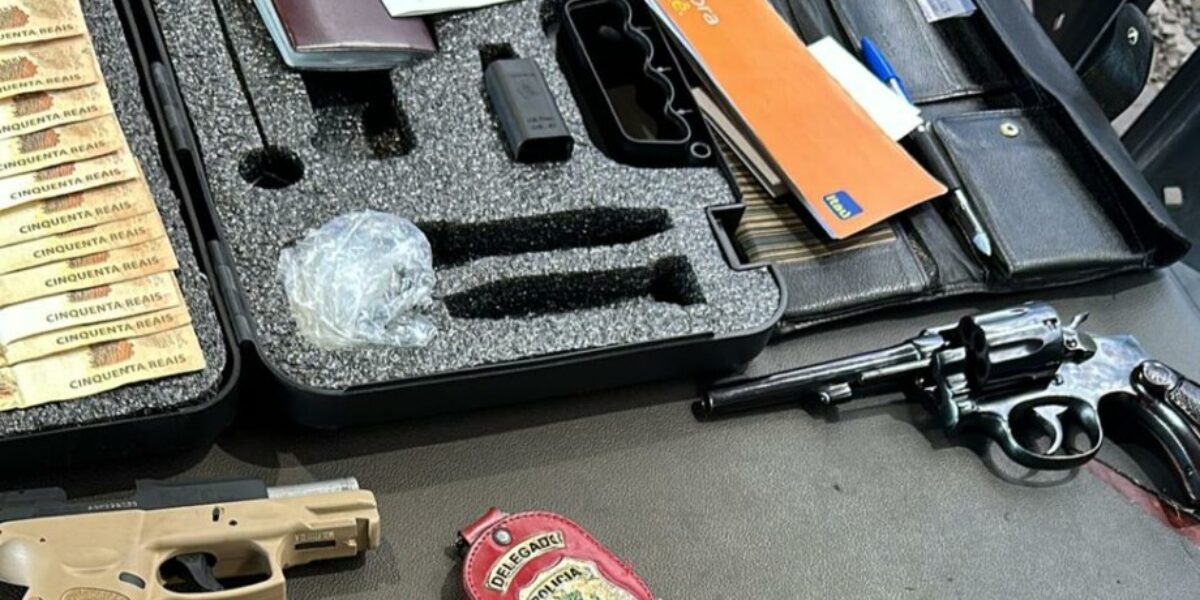PC cumpre prisão e apreende armas com investigado por extorquir vítimas para pagamento de dívidas
