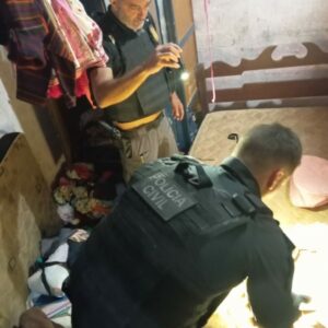 Polícia Civil cumpre mandados judiciais em Campinorte em investigação de homicídio