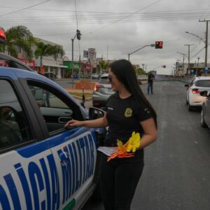 Caminhos Seguros: PCGO faz campanha no trânsito, em São Luís de Montes Belos