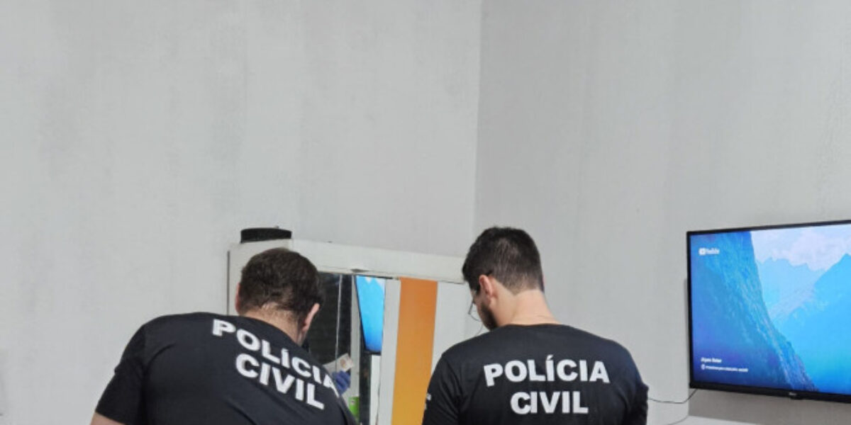 Polícia Civil investiga envenenamento contra cães e cumpre mandado de busca, em Goiânia