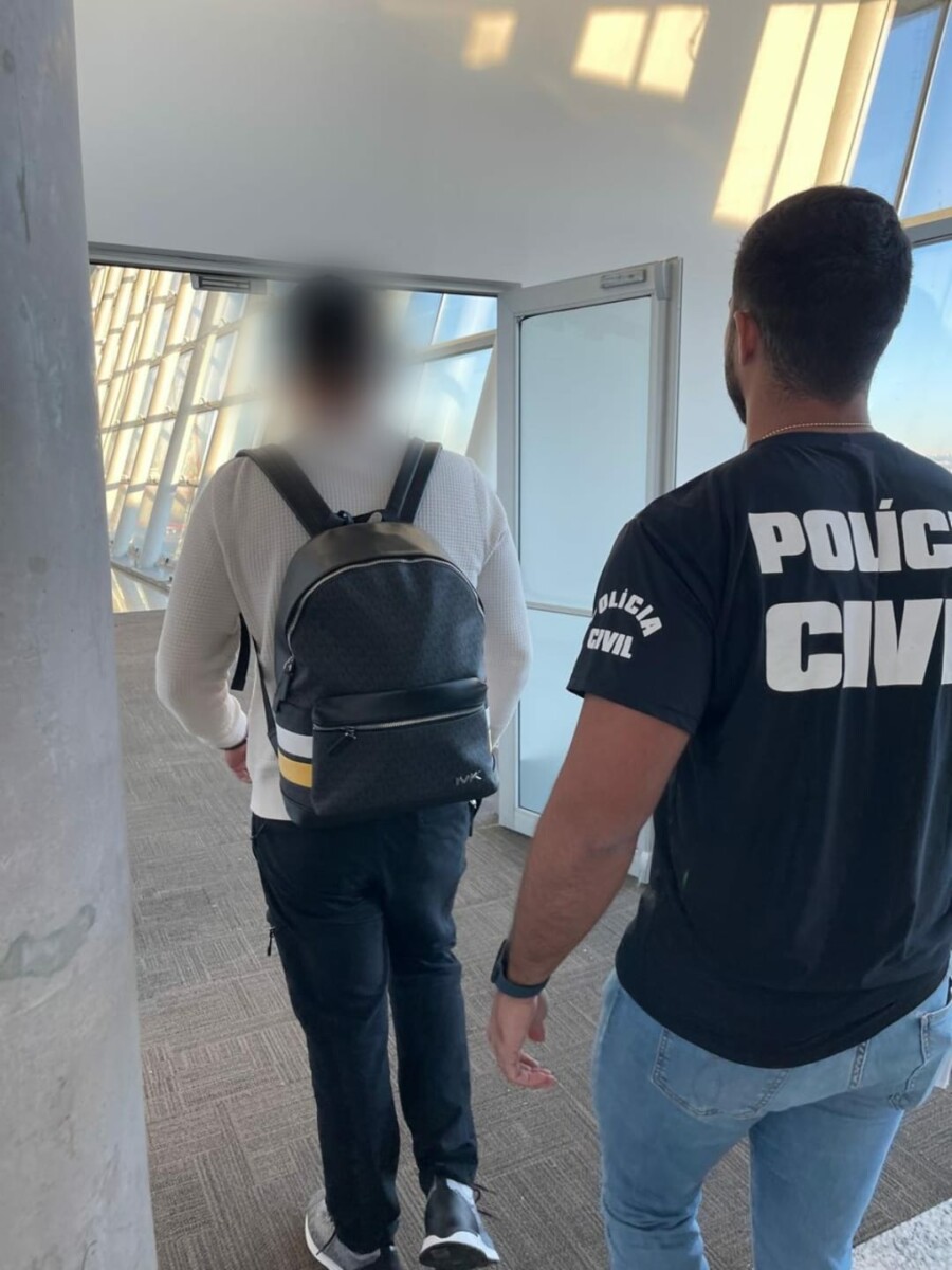 PCGO prende em aeroporto ex-gerente de banco suspeito de furtar quase R$ 200 mil de conta de cliente