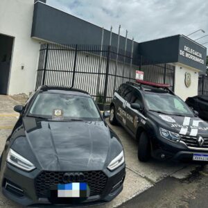 PCGO prende trio por vender CNH e diplomas falsos