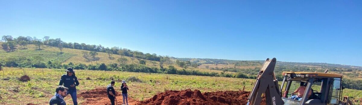 Polícia Civil localiza corpo de jovem desaparecida, na zona rural de Orizona, e prende companheiro por feminicídio