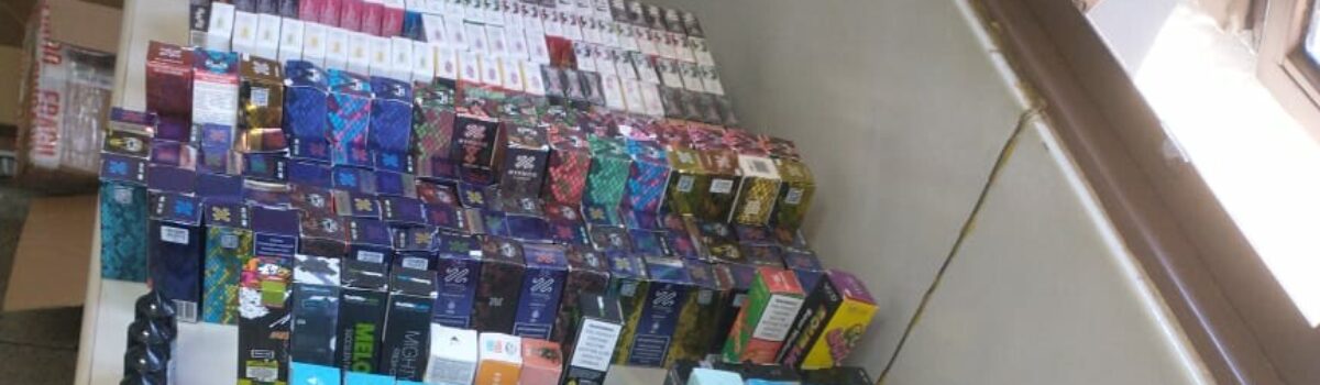 PC prende dois por armazenar cigarros eletrônicos em casa para revender