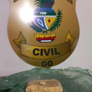 PC prende suspeito de tráfico de drogas em Cachoeira Dourada