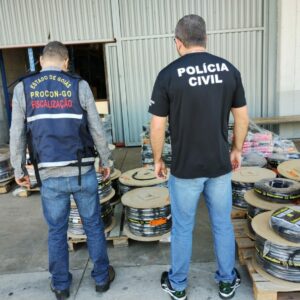 Operação conjunta apreende 70 mil fios elétricos impróprios para uso vendidos em lojas de Goiânia