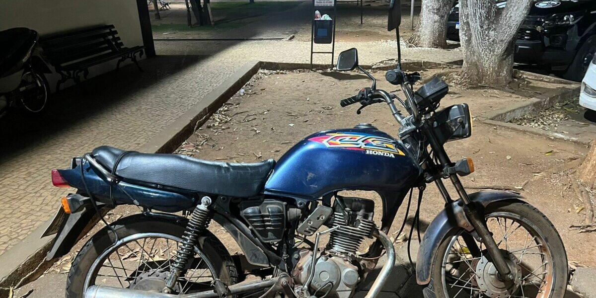 Homem é preso em flagrante por receptação de modo por policiais civis que investigam homicídio