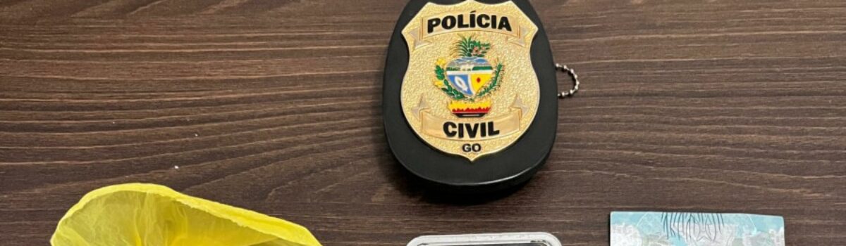 Menor é flagrado vendendo drogas em Goiás