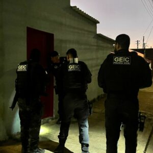 ‘Boca Fechada’: PCGO fecha duas ‘bocas de fumo’ em Anápolis e prende dupla em flagrante por tráfico de drogas