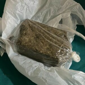 ‘Boca Fechada’: PCGO fecha duas ‘bocas de fumo’ em Anápolis e prende dupla em flagrante por tráfico de drogas