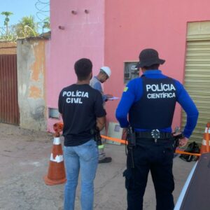 Polícia Civil faz operação contra o furto de energia em Britânia