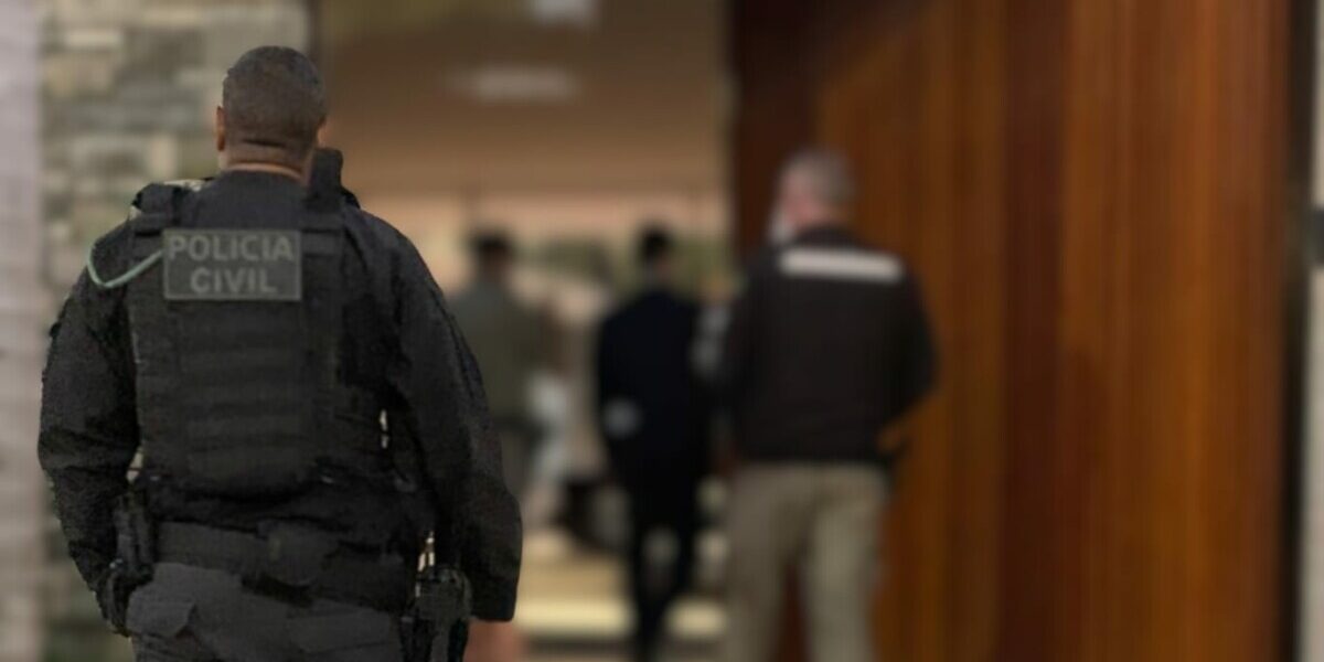 PCGO cumpre mandados contra investigados por serem mandantes de invasão em propriedade na Chapada dos Veadeiros