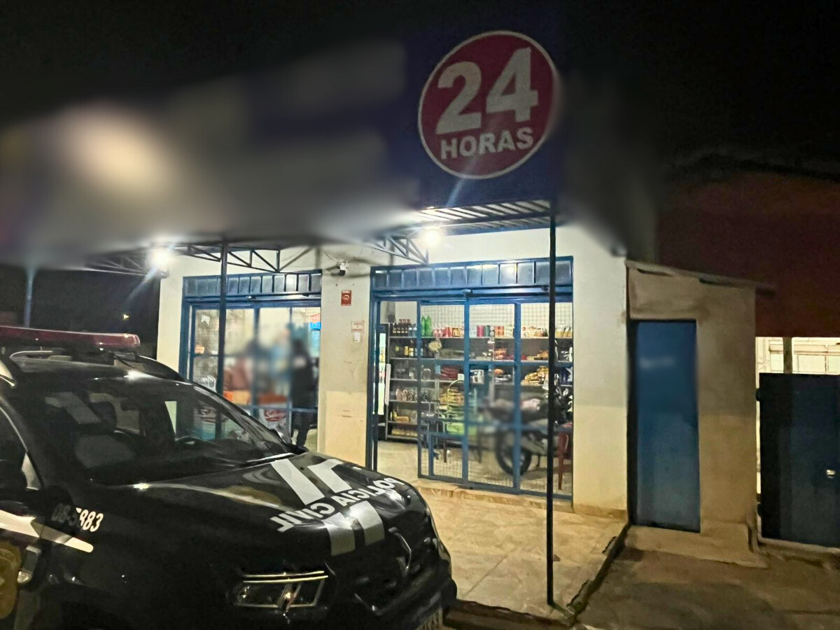 PCGO prende homem por tráfico na posse de diversos tipos de drogas que eram vendidas em Luziânia 24h por dia