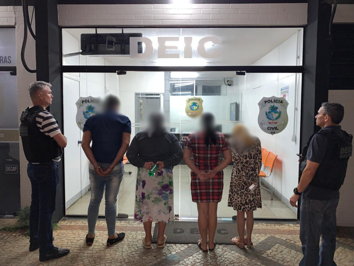 PCGO prende quatro pessoas em flagrante ao tentarem sacar benefício previdenciário utilizando documentos falsos