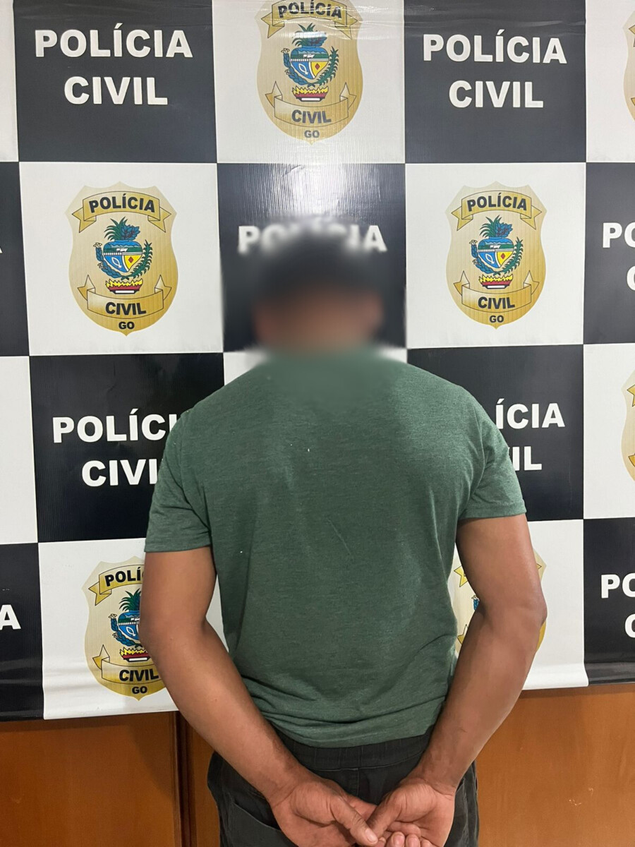 PCGO prende homem em flagrante por agredir ex-companheira com golpes de mangueira