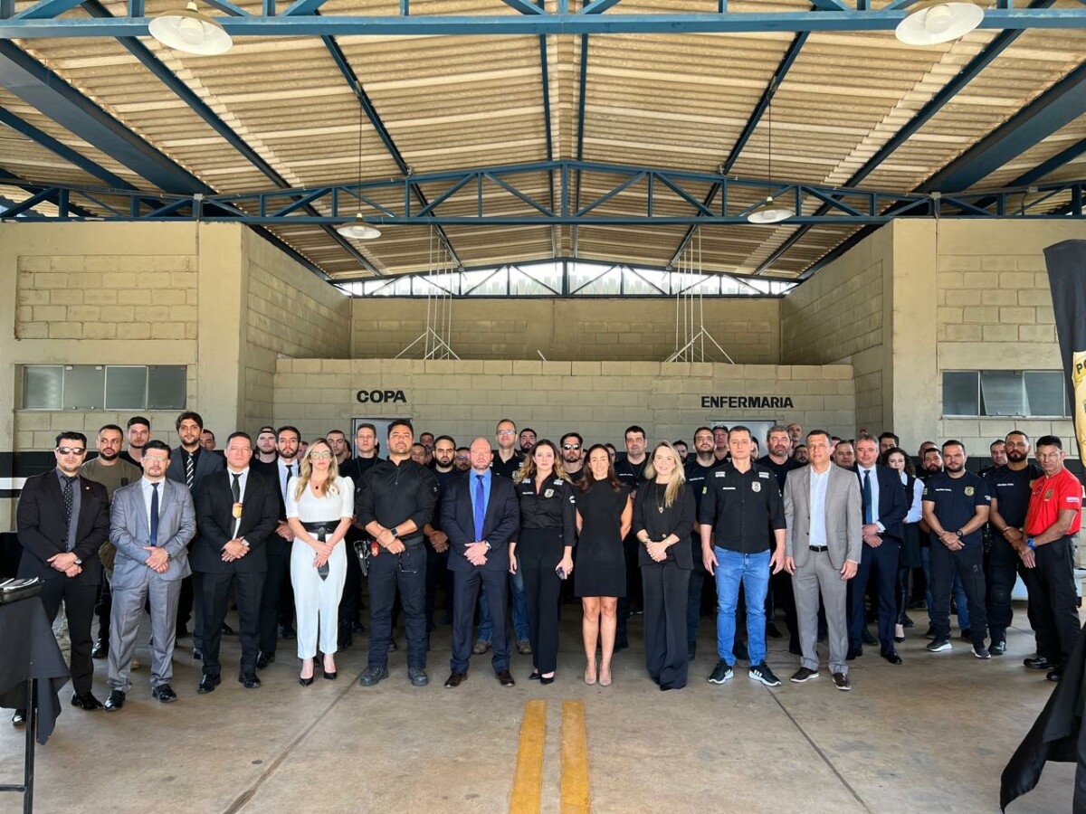 PCGO adquire e faz entrega de mais de 1600 novas armas