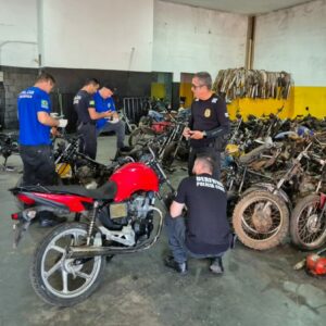 ‘Circulação Ilegal’: PCGO cumpre mandados comércios e apreende motocicletas irregulares em Goiânia e Aparecida de Goiânia