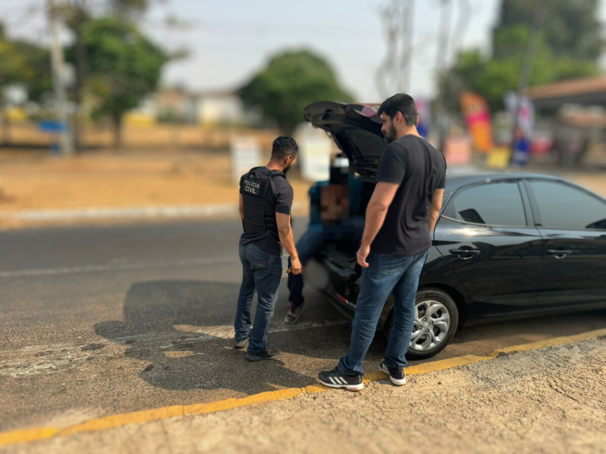 PCGO prende homem que matou outro a tiros após briga em festa