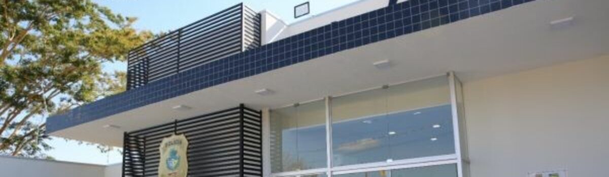 PCGO prende duas pessoas por matarem vítima com golpe de faca em Itaguaçu