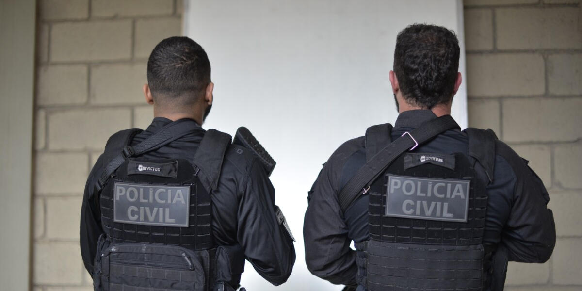 PCGO prende homem em flagrante por ameaçar e injuriar companheira