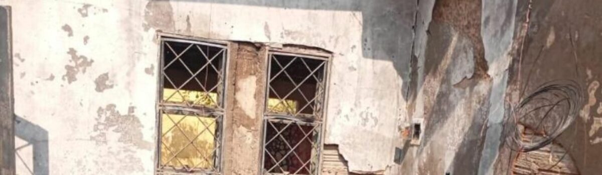 PC investiga possível incêndio criminoso que vitimou casal, em Chapadão do Céu, e prende suspeito