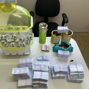 Polícia Civil autua colombiano por explorar bingo clandestino na Vila Canaã, em Goiânia