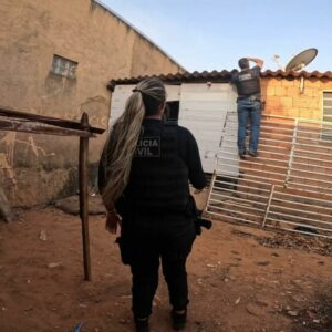 PCGO apreende drogas e armas em investigação de tráfico de drogas em Águas Lindas