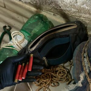 Polícia Civil cumpre buscas e apreende armas e munições com suspeito de ameaçar enteada