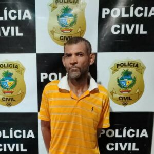 Condenado a mais de 30 anos por vários crimes, homem é flagrado ao furtar urnas de dinheiro de doação em igreja de Uruaçu