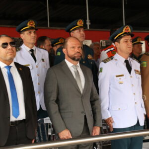 Delegado-Geral participa de cerimônia dos 35 anos de emancipação do Corpo de Bombeiros Militar de Goiás