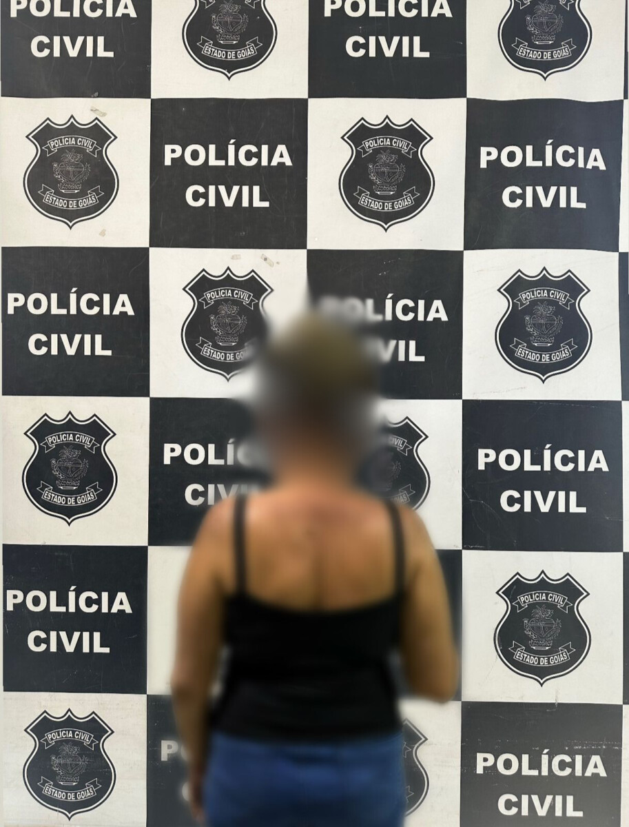 PCGO prende mulher em flagrante por extorquir vítima em razão de dívida de drogas