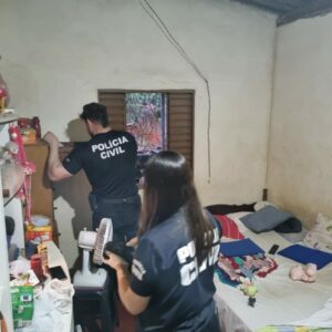 Polícia Civil cumpre ordem judicial de busca e apreensão contra mulher suspeita de envenenar gato do vizinho