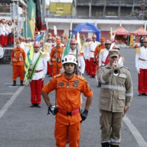 Delegado-Geral participa de cerimônia dos 35 anos de emancipação do Corpo de Bombeiros Militar de Goiás