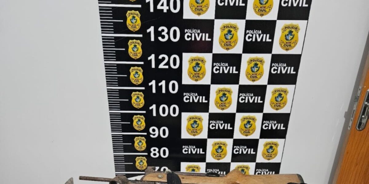 PCGO prende quatro pessoas envolvidas em briga generalizada em Campos Belos; armas, facas e drogas são apreendidas