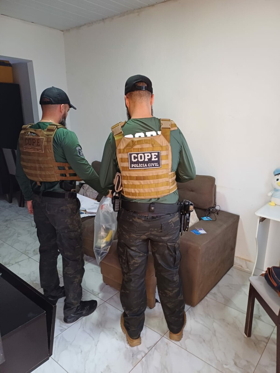Ouro de Tolo: PCGO e PCSE prendem dupla por subtrair R$ 30 mil de conta de comerciante de joias