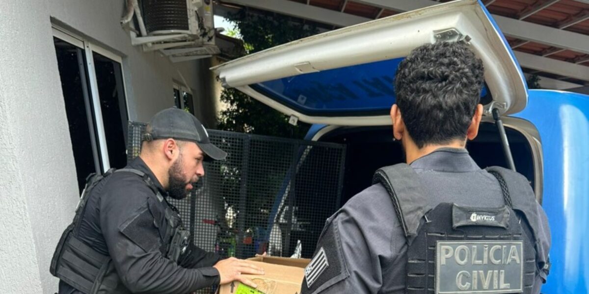 PC e PM apreendem veículo carregado de drogas em Abadia de Goiás e motorista é preso por tráfico