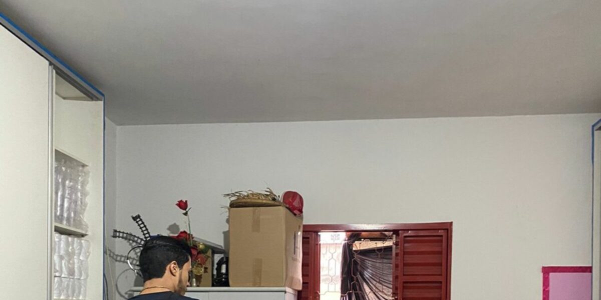 PCGO faz operação e sequestra veículos e chácara em investigação de estelionato e ocultação de bens