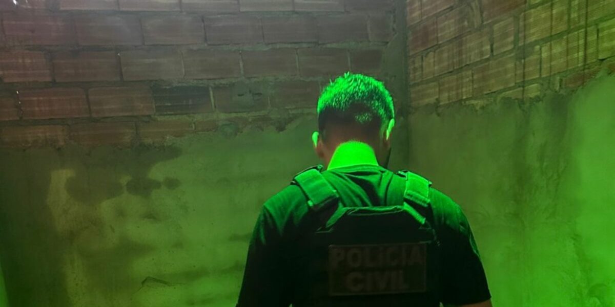 PCGO cumpre mandado de busca domiciliar contra investigado por tráfico de drogas em Abadia de Goiás