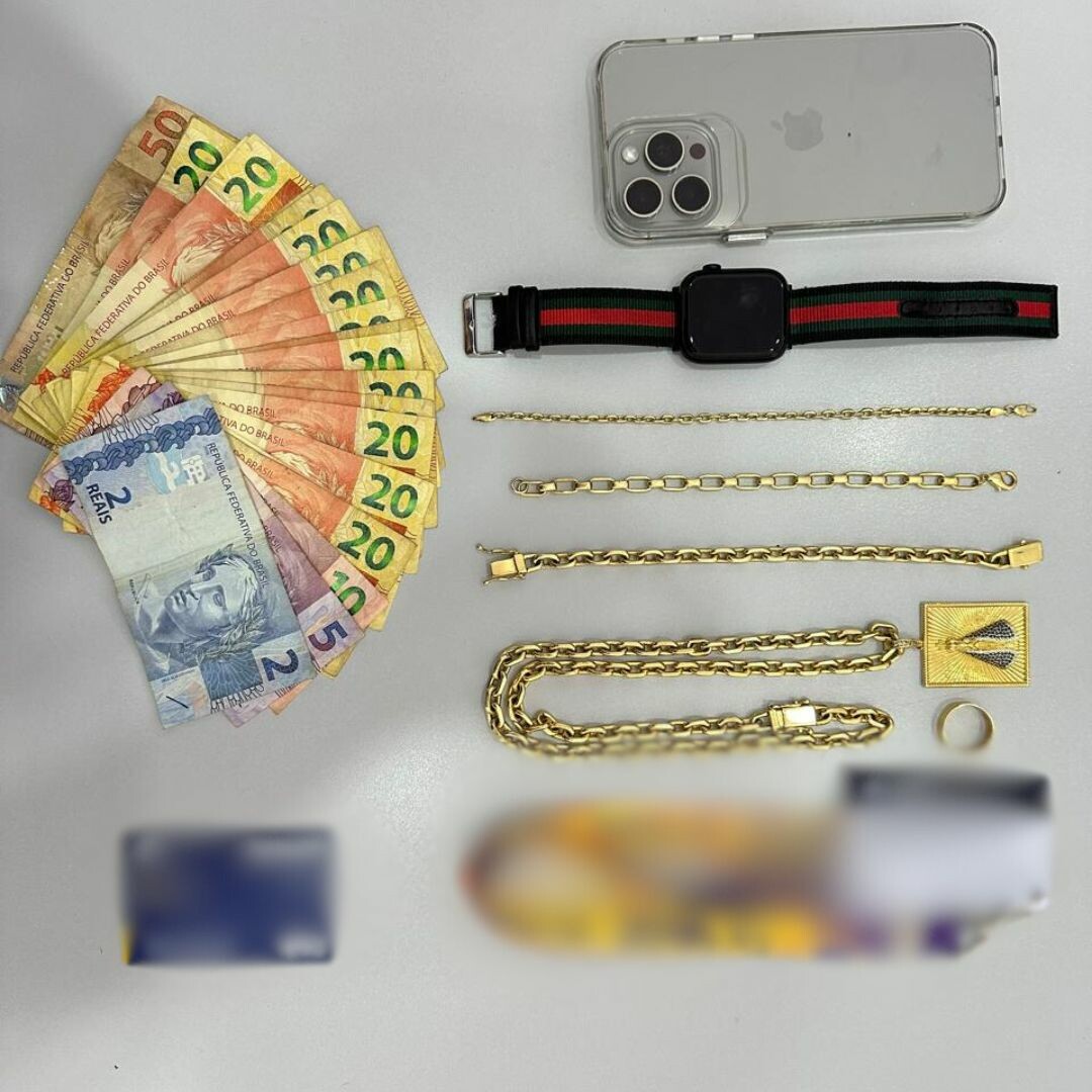 PCGO prende investigado por golpe do amor enquanto desembarcava de cruzeiro em Santos/SP