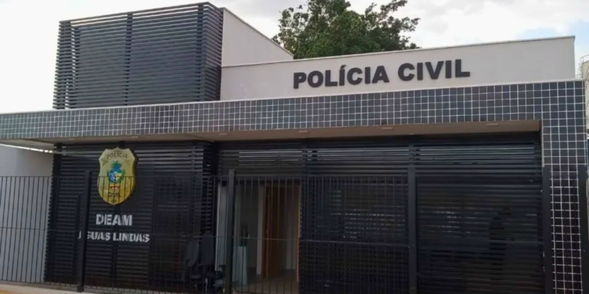 PCGO prende homem em flagrante por ameaças a mulher via mensagens de celular
