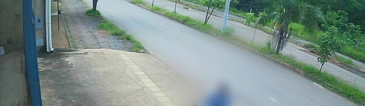 Homem é preso em flagrante após furtar carteira com dinheiro, de dentro de carro, em Niquelândia